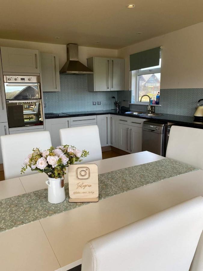 Lake View Lodge St Columb Major Екстер'єр фото